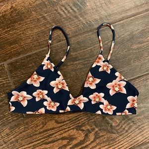 BNWOT Acacia Napili Top